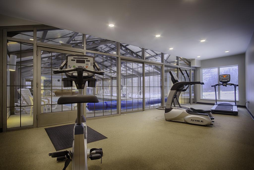 Sun & Ski Inn And Suites Стоу Экстерьер фото