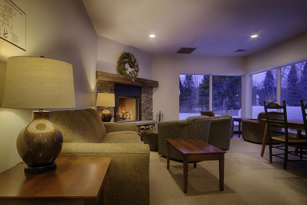 Sun & Ski Inn And Suites Стоу Экстерьер фото