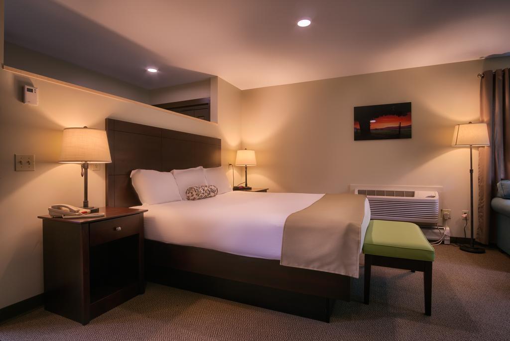 Sun & Ski Inn And Suites Стоу Экстерьер фото