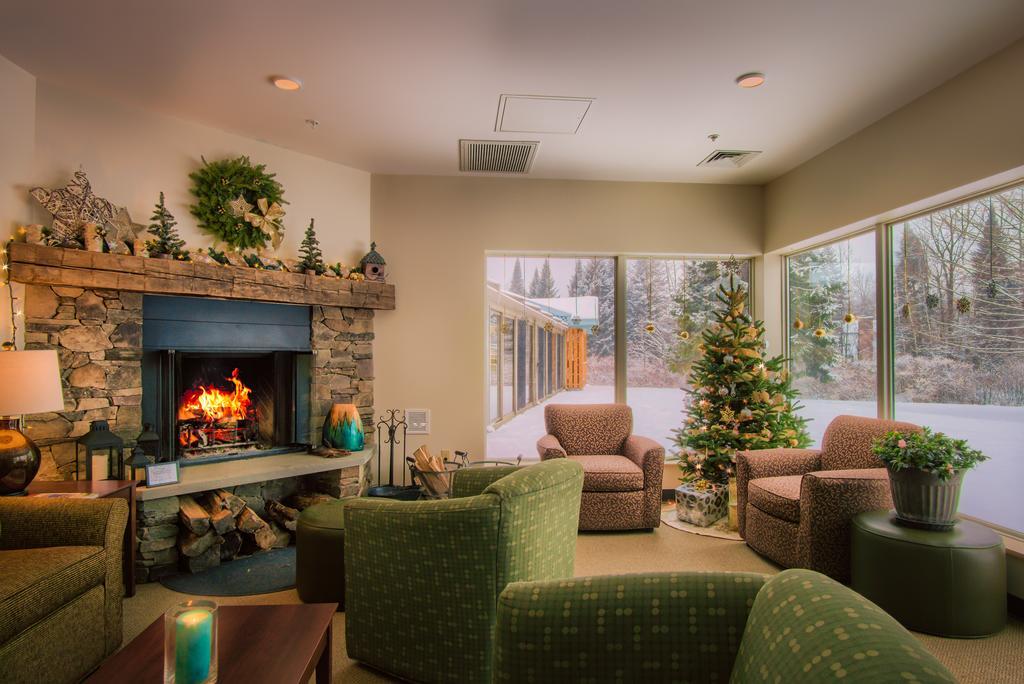 Sun & Ski Inn And Suites Стоу Экстерьер фото