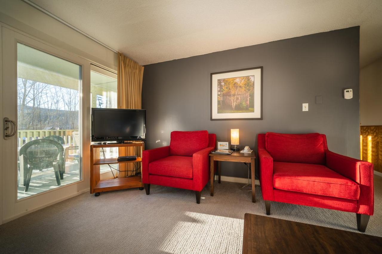 Sun & Ski Inn And Suites Стоу Экстерьер фото